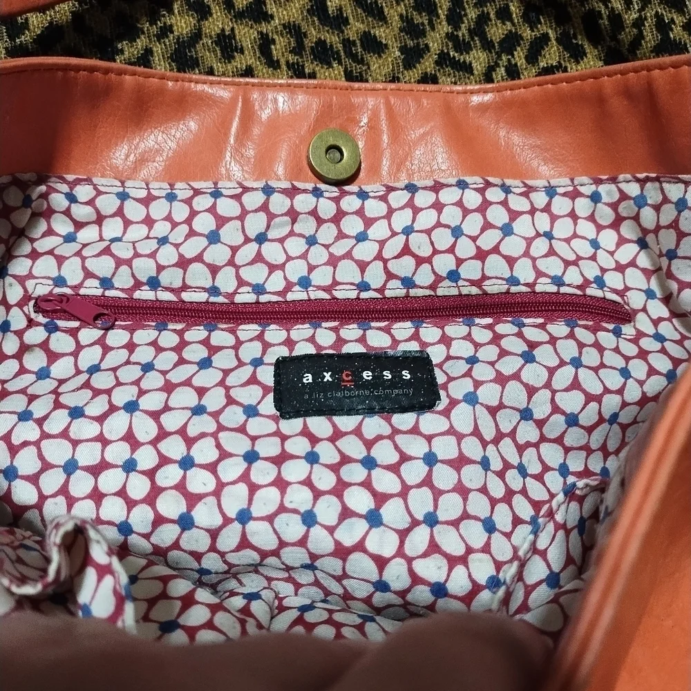 Axcess (Liz Claiborne company) shoulder bag
